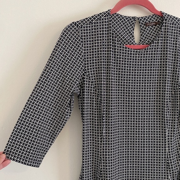 J. McLaughlin Black and White Catalyst Dress Geometric 3/4 Sleeve size Med - Picture 3 of 10